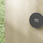 Polished_Silver_Nest_Learning_Thermostat_4th_.width-1300.jpg